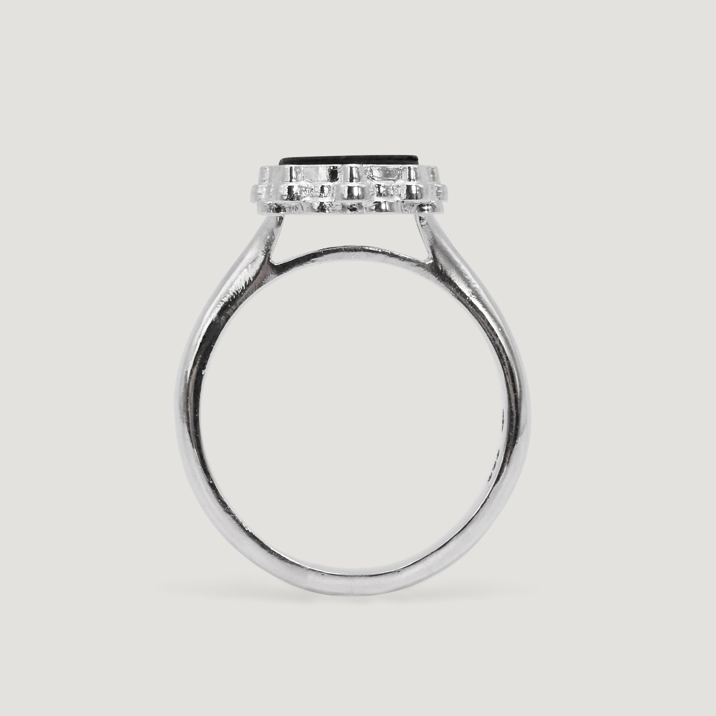 Abora Ring