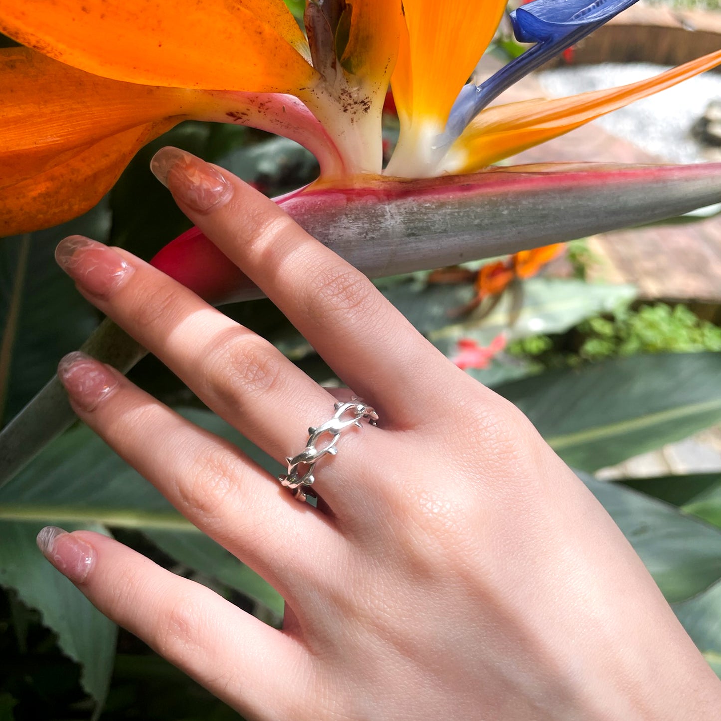 Thornline Ring