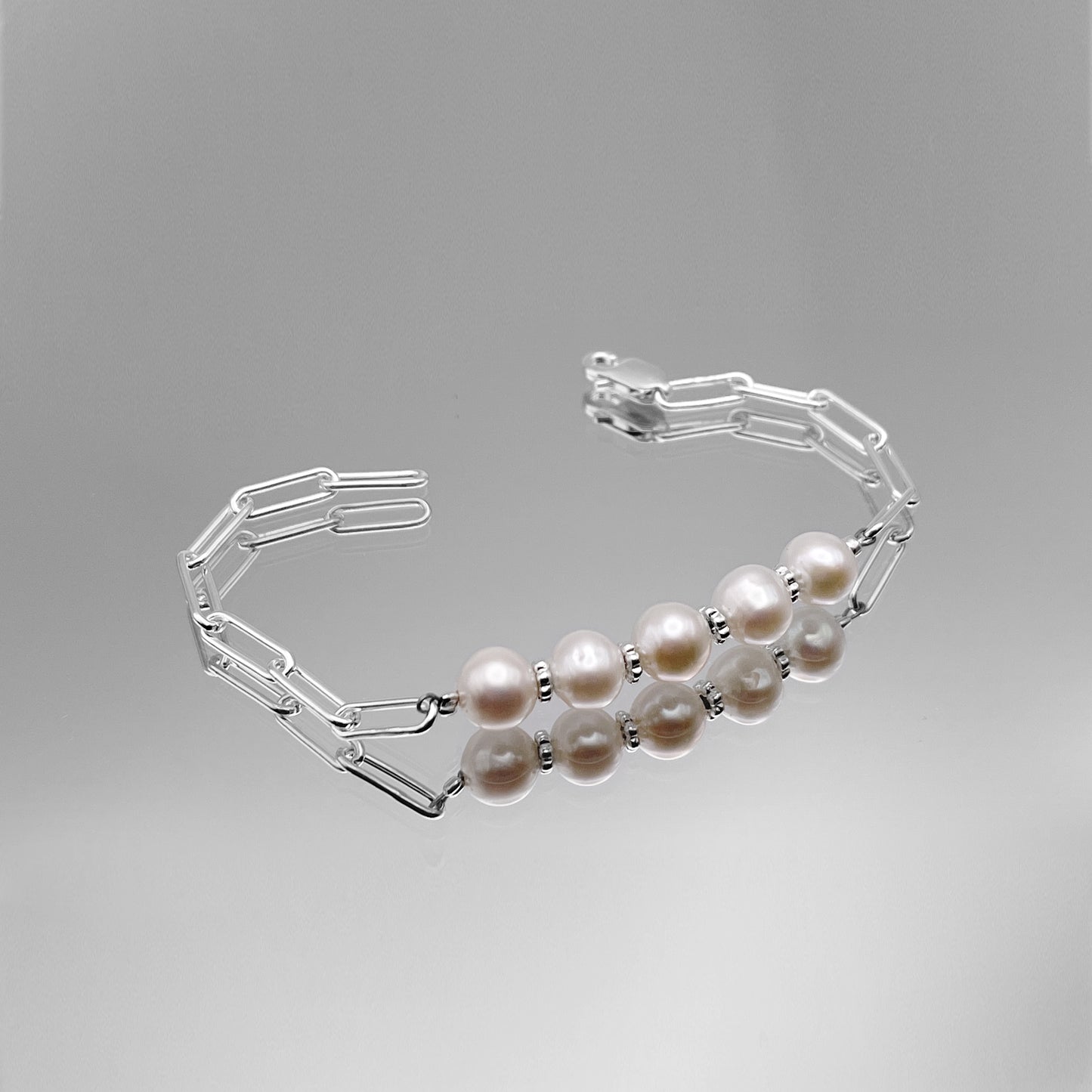 Seren Pearl Bracelet