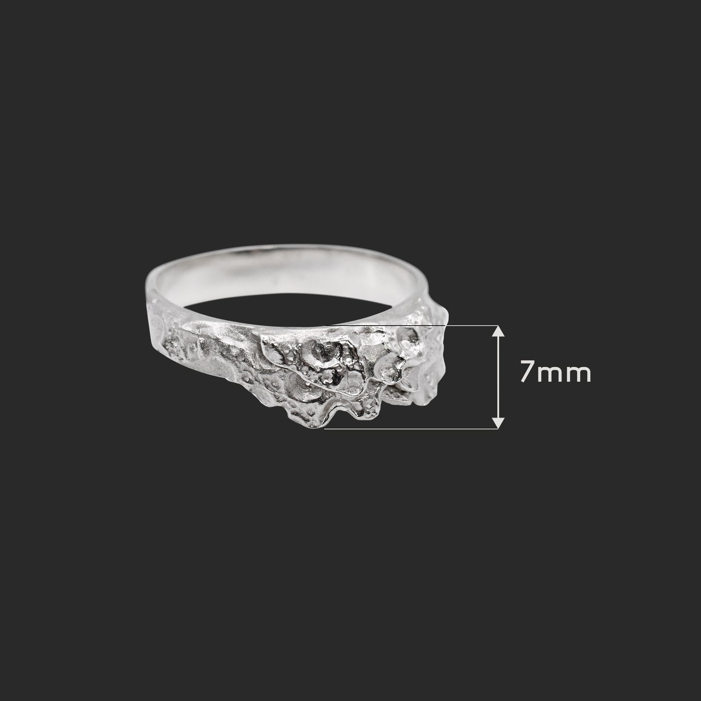 Unira Band Ring