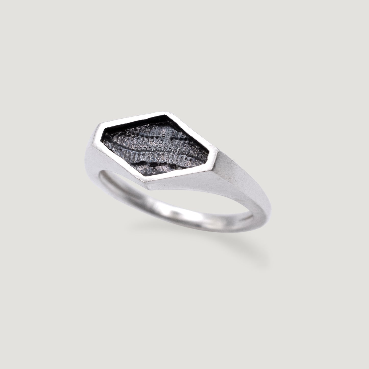 Hexa Signet Ring