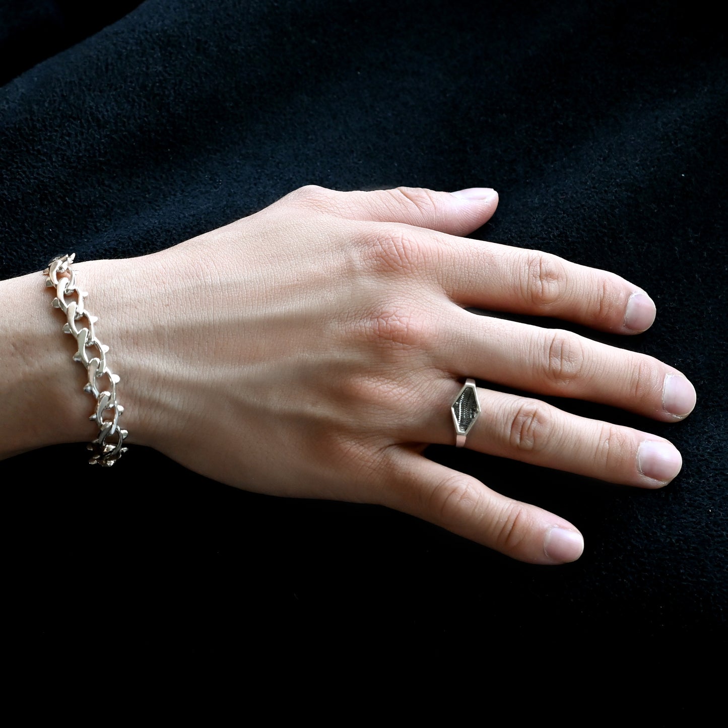 Hexa Signet Ring