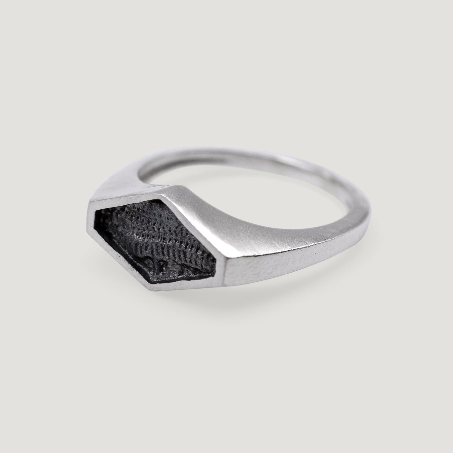 Hexa Signet Ring