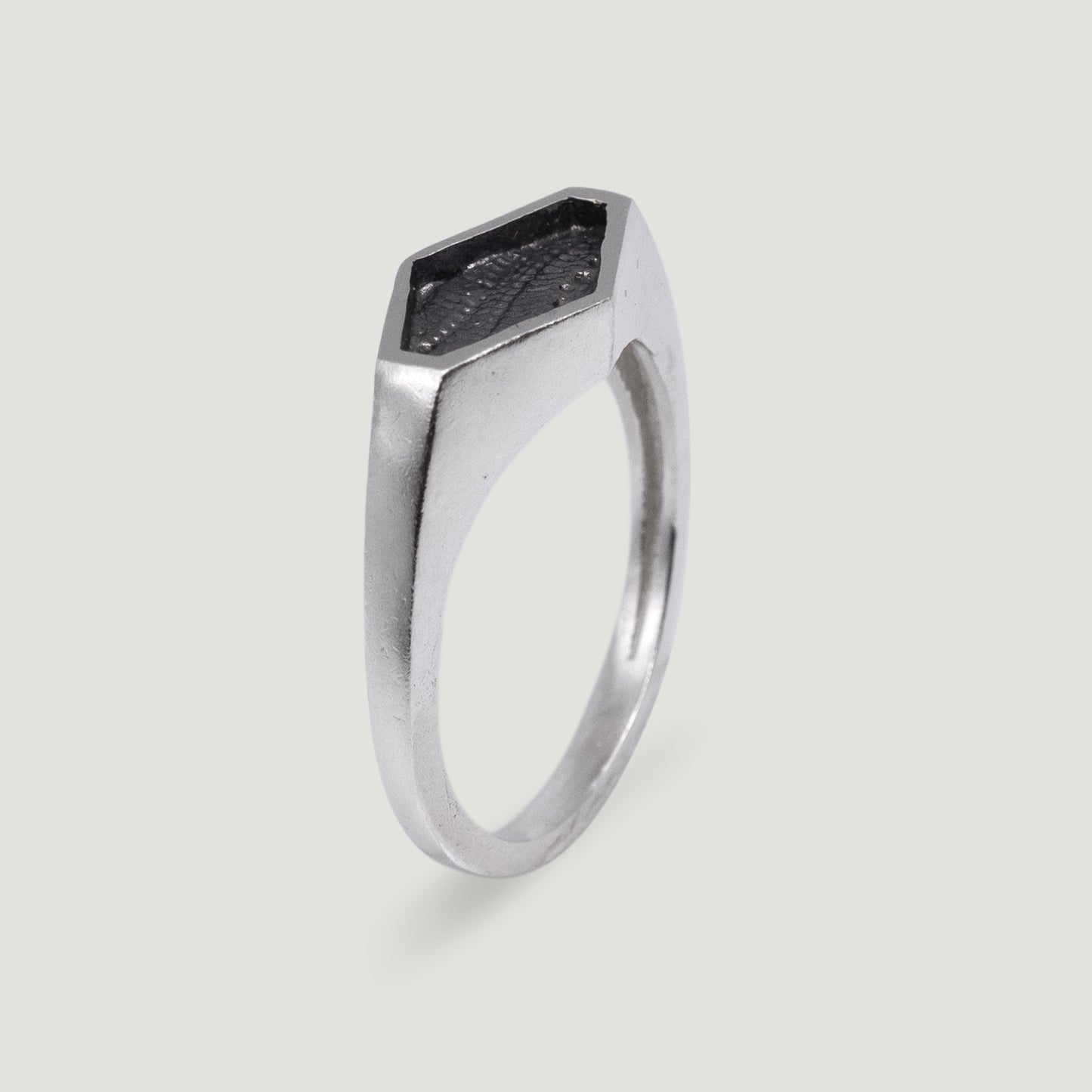 Hexa Signet Ring