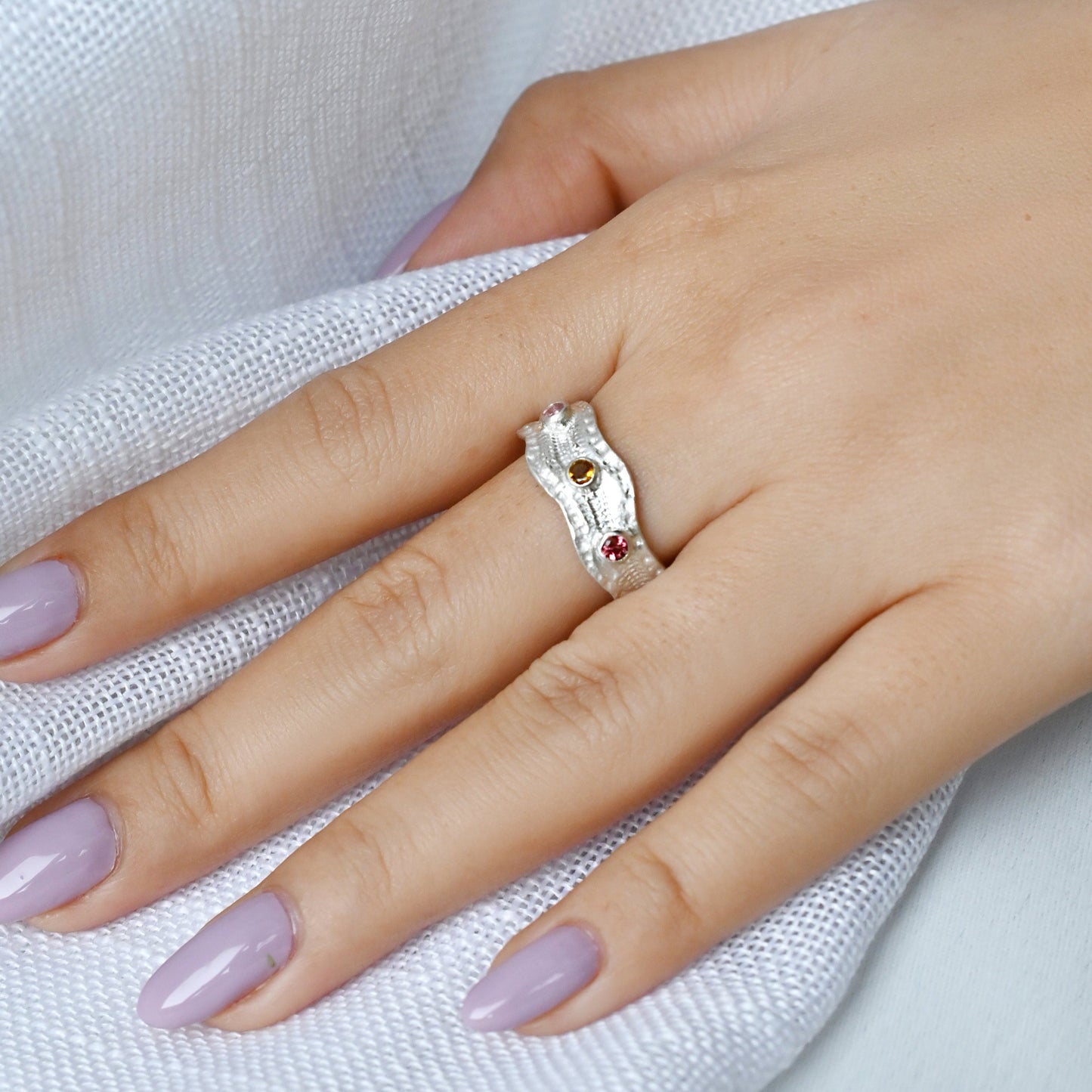Trilo Band Ring