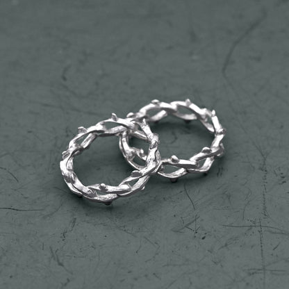 Thornline Ring