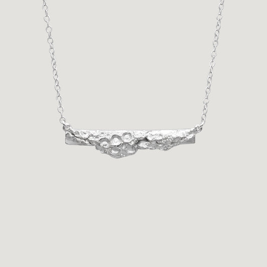 Unira Bar Necklace