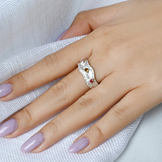 Trilo Band Ring