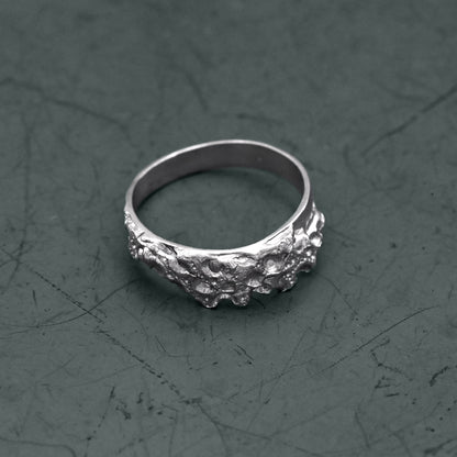 Unira Band Ring